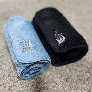 2 The North Face fleece scarves